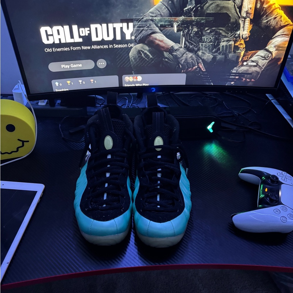 Nike Black and Teal foampisites